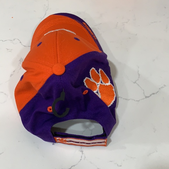 New Never Worn Velcro Adjust Cap - Picture 5 of 7